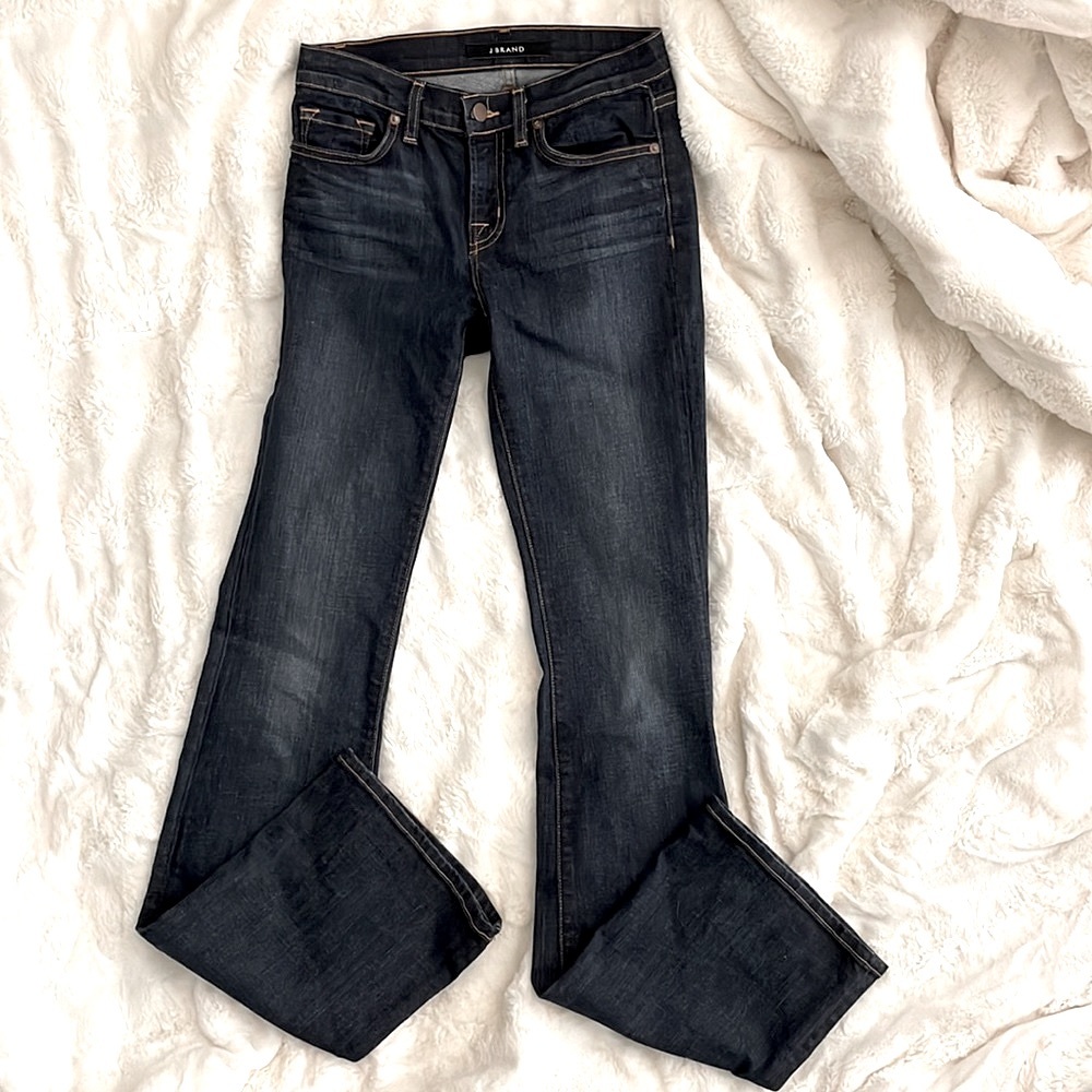 NWOT • J BRAND SLIM BOOTCUT JEANS